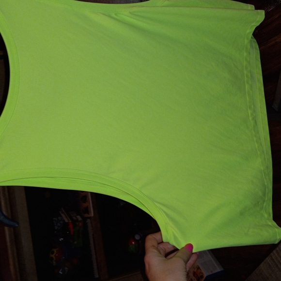 Active Tank - Picture 3 of 3